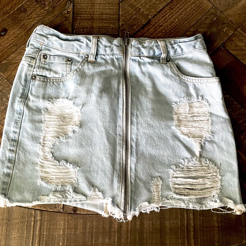 Light-wash Blue Jean skirt